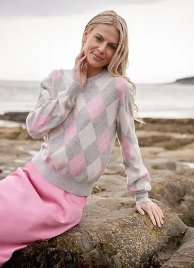 Cashmere Wool Argyle Crew Neck Sweater